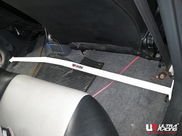 Toyota RAV4 95-00 UltraRacing 2-Point Room Bar