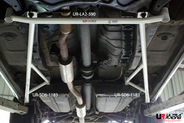 Toyota RAV4 95-00 (4D) UltraRacing 2x 3-Point Floor Bars