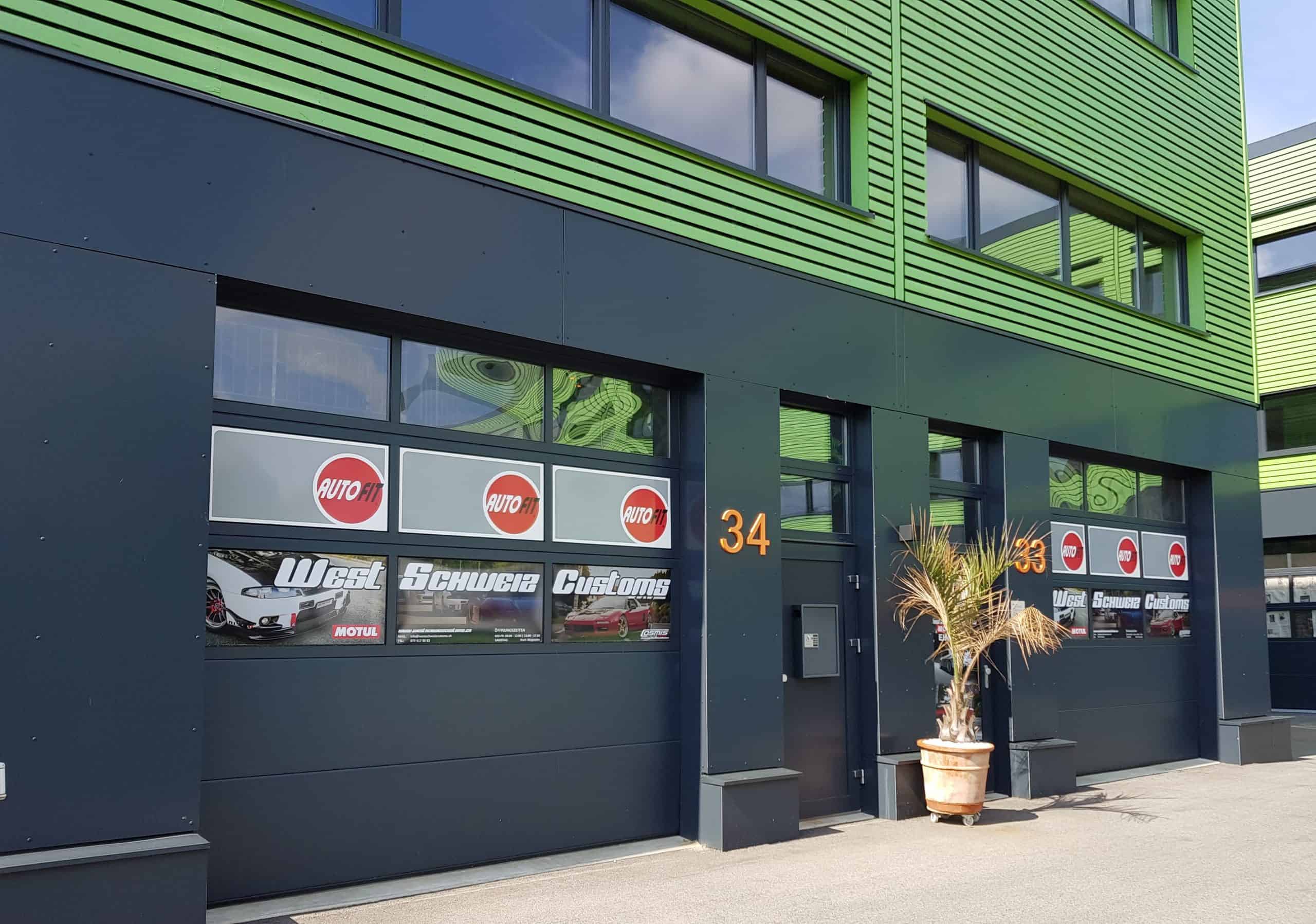 Autofit am gebaude Autofit am gebaude