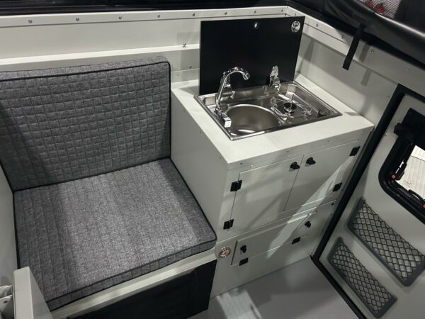 DECAMP WOHNKABINE M143