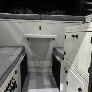 DECAMP WOHNKABINE M143