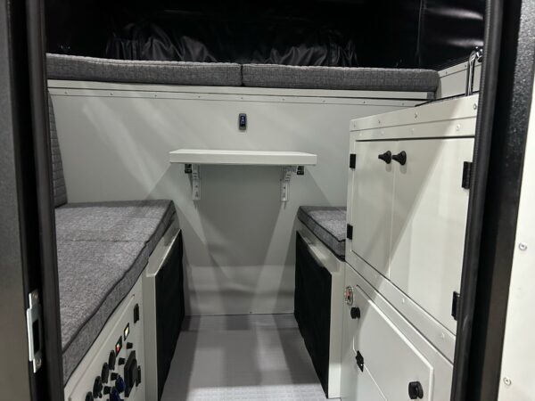 DECAMP WOHNKABINE M143